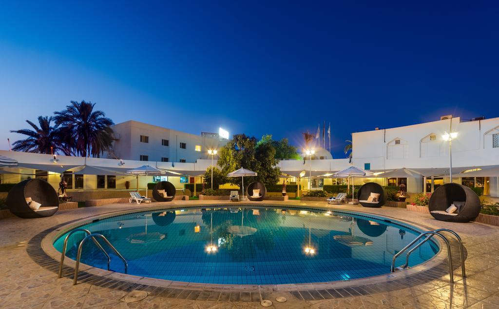 Al Wadi Hotel Сухар Экстерьер фото
