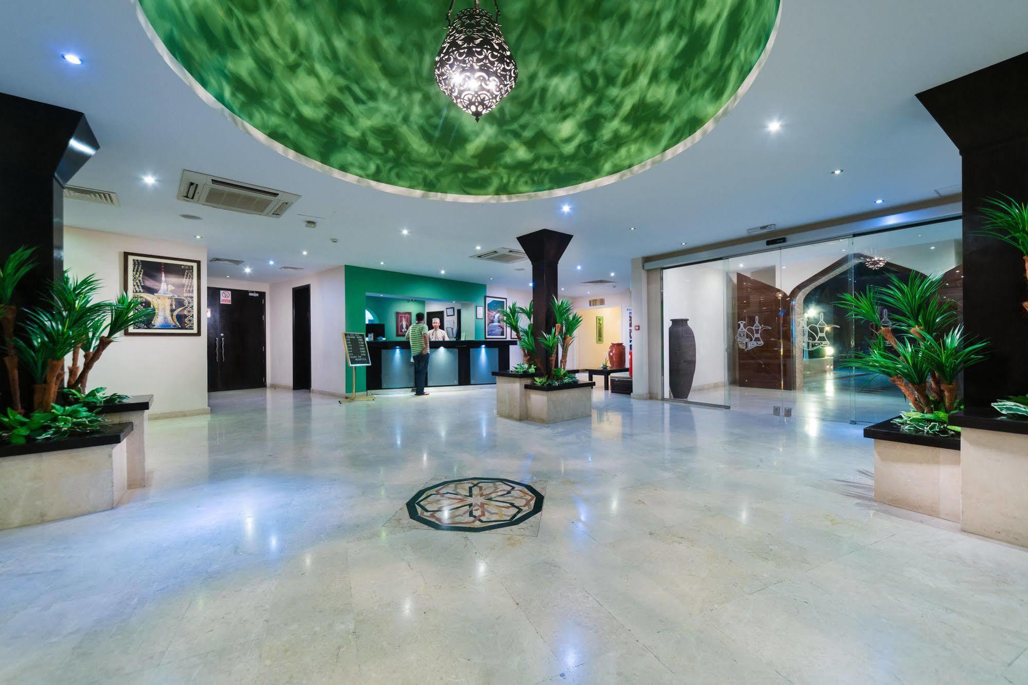 Al Wadi Hotel Сухар Экстерьер фото