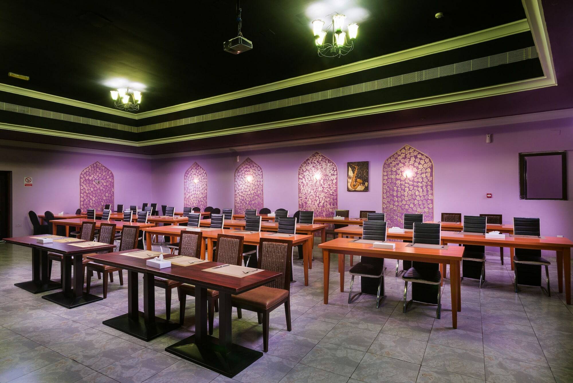 Al Wadi Hotel Сухар Экстерьер фото